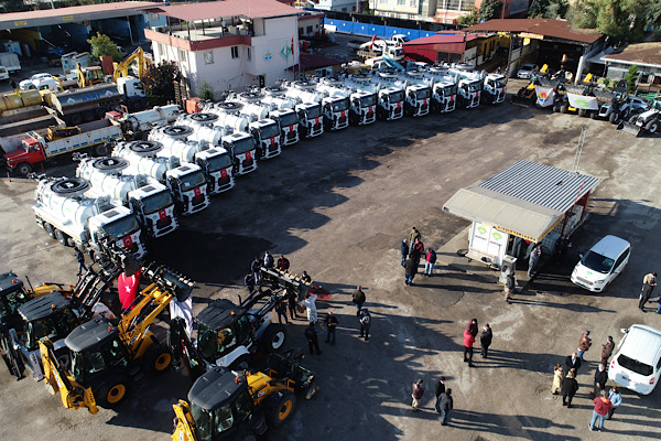 ASKİ araç ve iş makinesi filosunu 180’e yükseltti