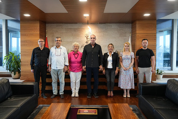 Konyaaltı Kent Konseyi Yürütme Kurulu ilk toplantısını gerçekleştirdi<