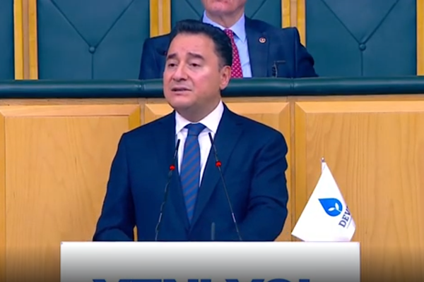 Babacan’dan Avukatlar Günü mesajı