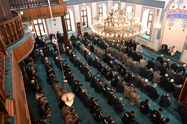 Kocaeli’de şehitler için Mevlid-i Şerif programı düzenlendi<