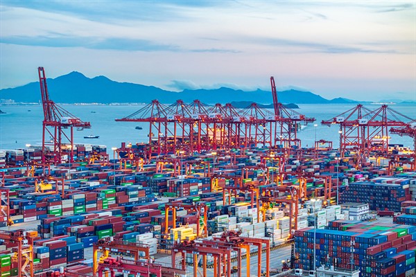 Çin, ABD mallarına uyguladığı ek tarifeyi bir yıl süreyle askıya alacak<