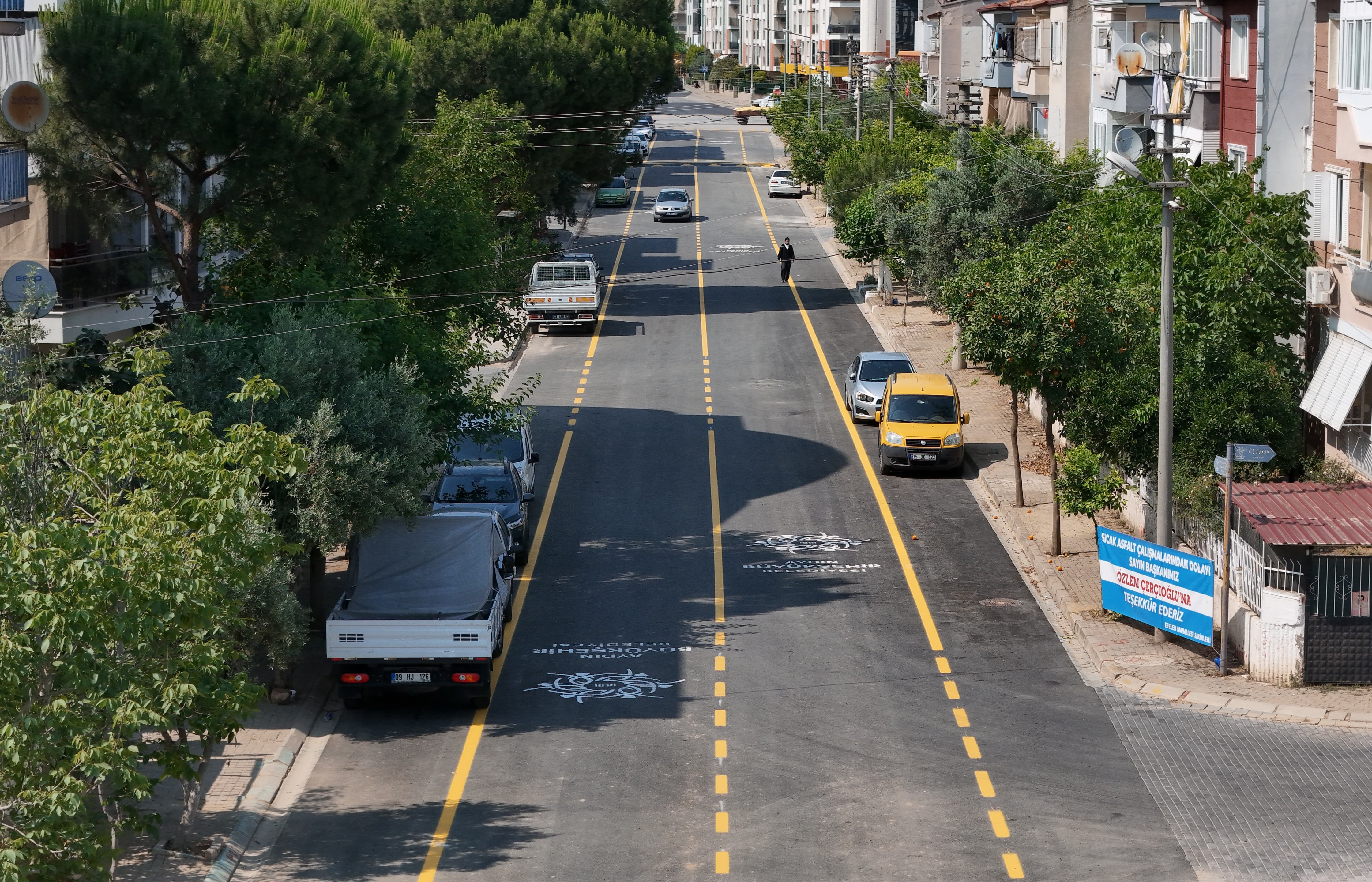 Aydın Büyükşehir Belediyesi'nden yol çalışması<