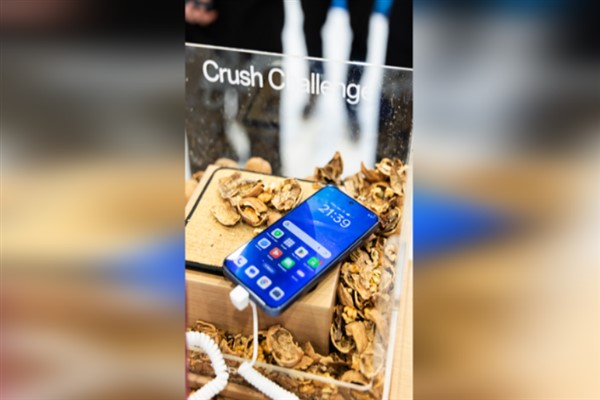 Akıcı performans, üstün dayanıklılık: OPPO A6 Pro Türkiye’de satışta<