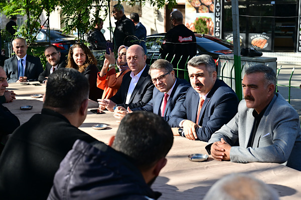 Başkan Yılmaz, Vakıf Mahallesi’ni ziyaret etti