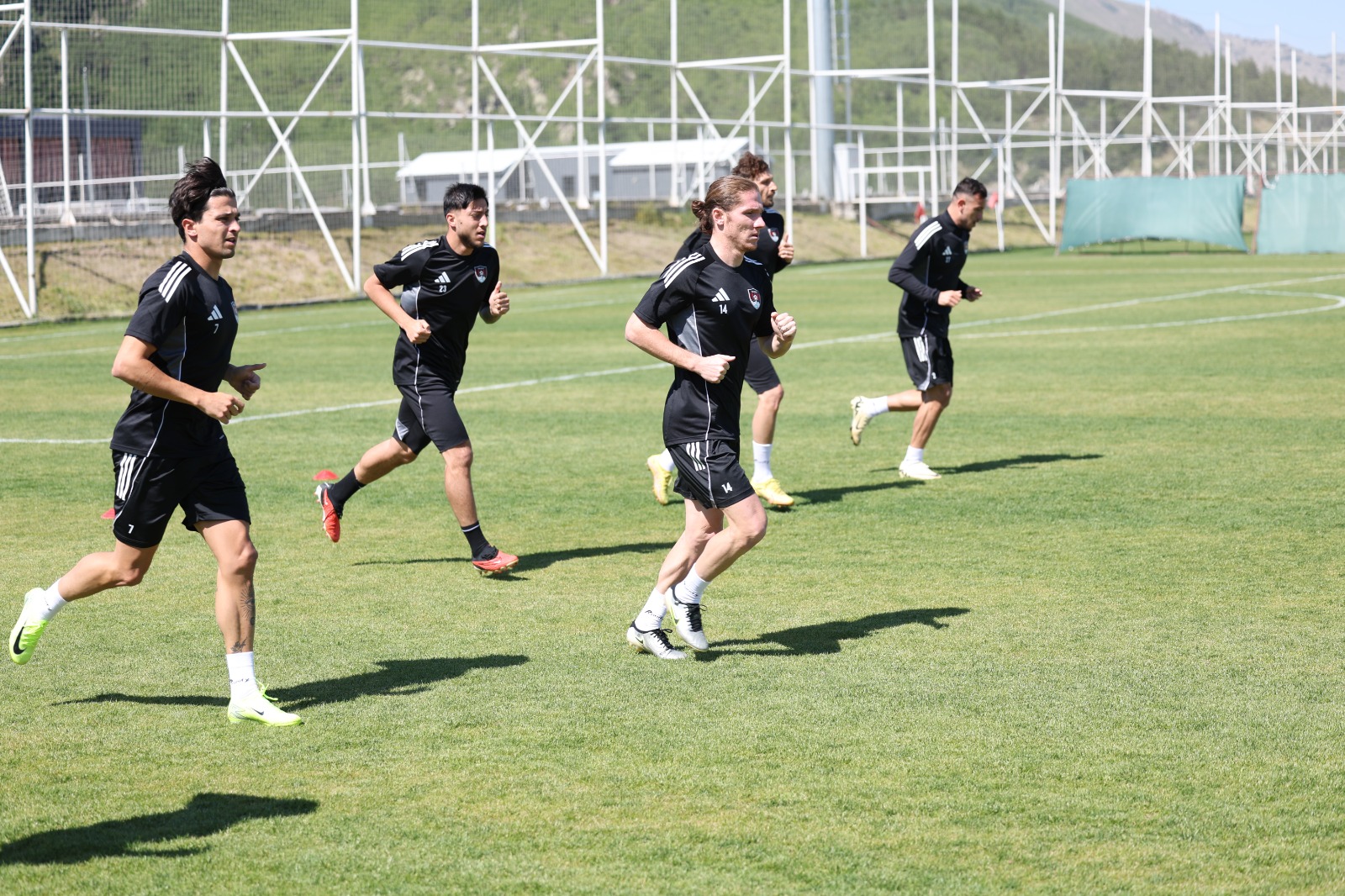 Erciyes Yüksek İrtifa Kamp Merkezi, sezona hazırlanan futbol kulüplerinin tercihi oldu<