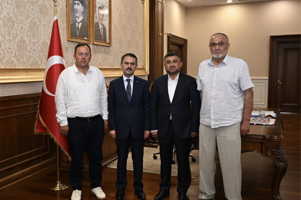 Körfez Cuma Mahallesi'nden Vali Aktaş’a davet<