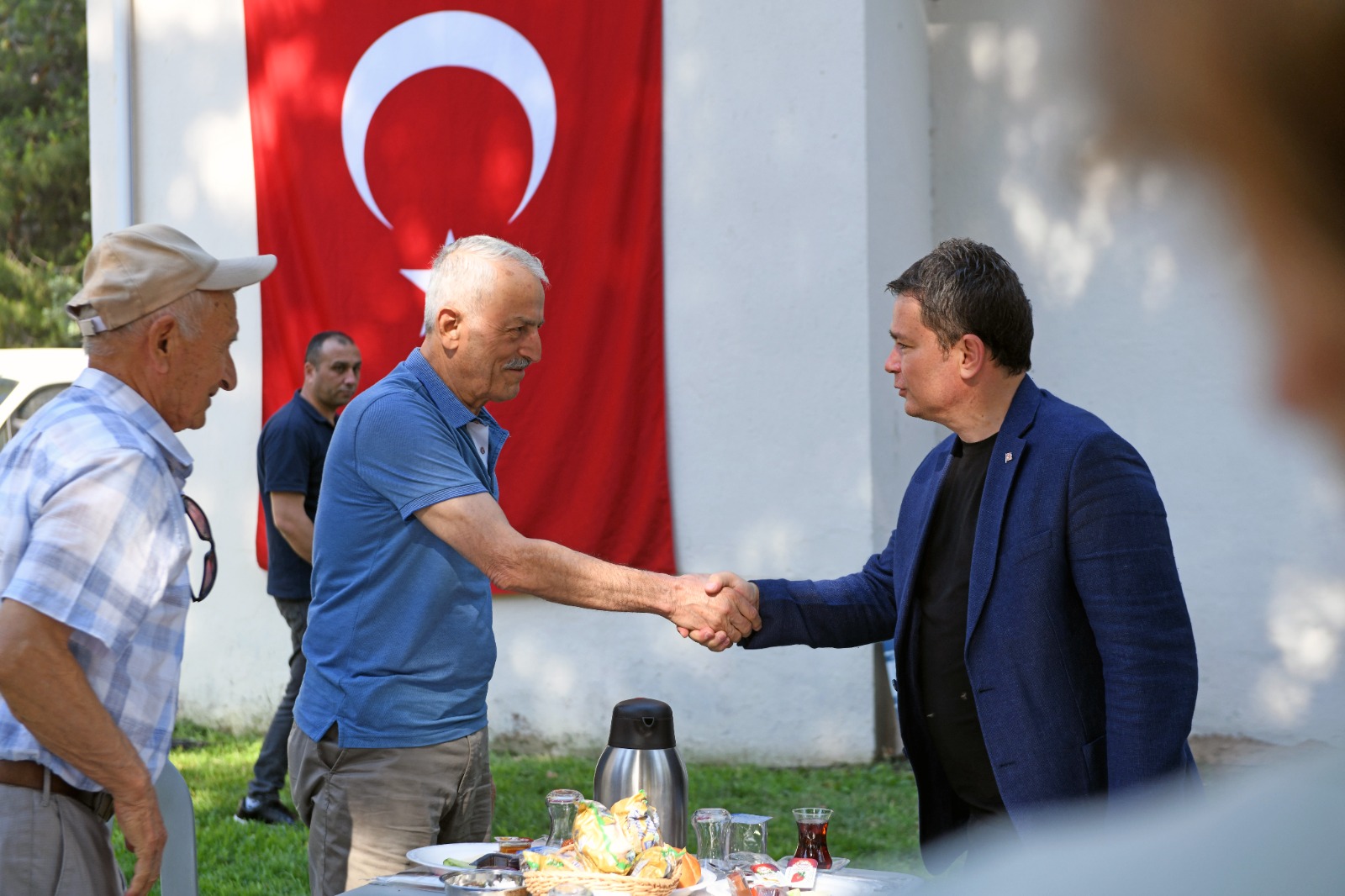 Başkan Aydın, mahalle buluşmalarını sürdürüyor<