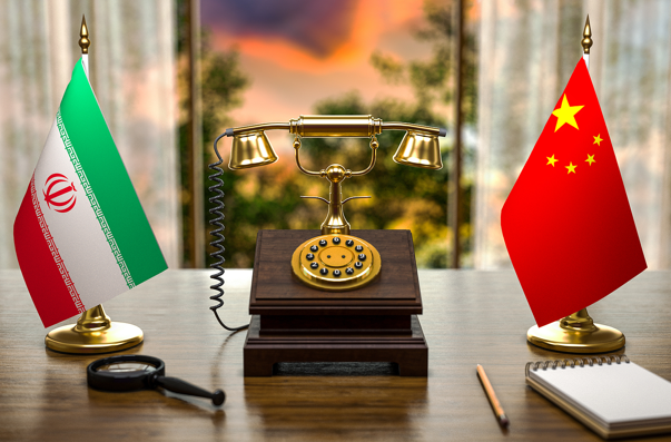 Wang Yi, İranlı mevkidaşıyla telefonda görüştü<