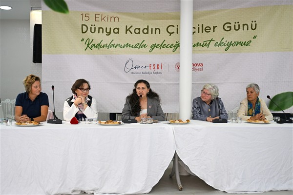 Bornova'da Dünya Kadın Çiftçiler Günü’ne özel panel ve fotoğraf sergisi<