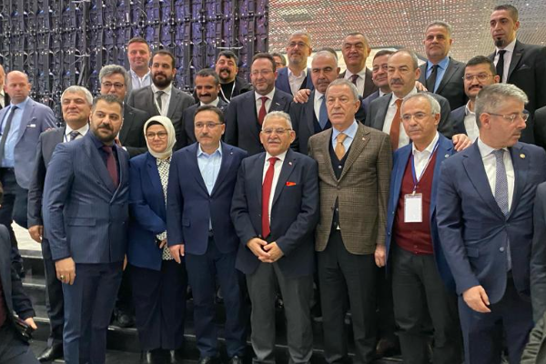 Başkan Büyükkılıç: ''Yük olan değil, yük çeken bir Kayseri’den söz ediyoruz''