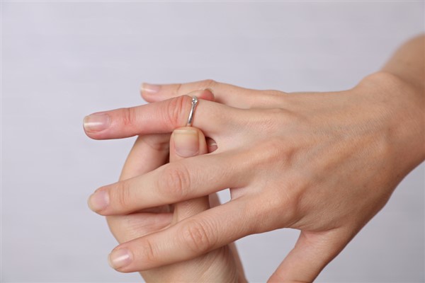 Yüzüğünüz dar geliyor, saatiniz bileğinizi sıkıyorsa akromegali hastası olabilirsiniz