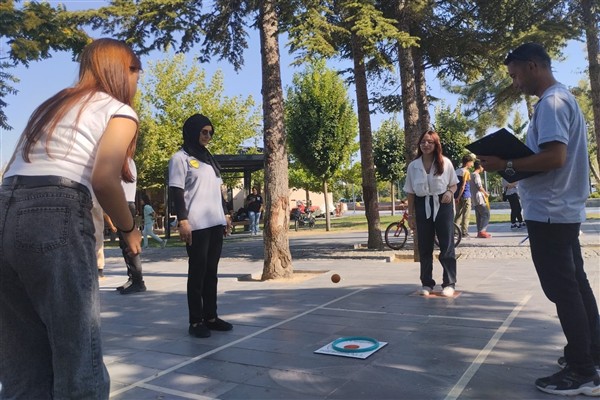 Karaman’da hemsball ve bilek güreşi müsabakaları sona erdi<