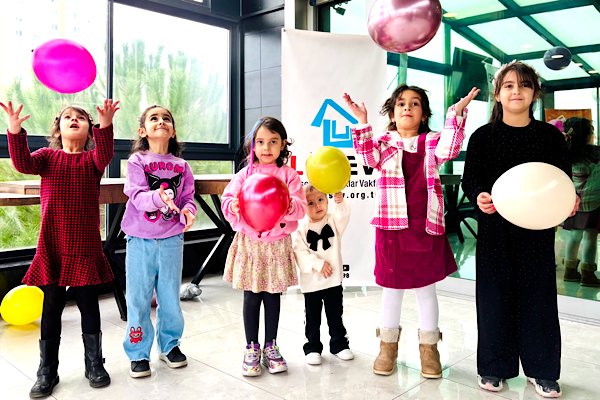 Lösemili çocuklar yeni yaşlarını LÖSEV ailesi ile kutladı<