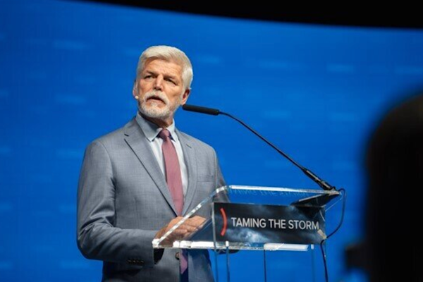 Pavel: Sosyoekonomik risk altındaki bölgeler ülke genelini ilgilendiriyor<