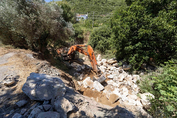  İZSU'dan 4 ilçede taşkın riskine karşı çalışma<