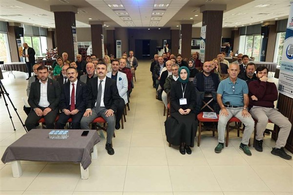 Vali Aktaş, Temel Bağımlılık Eğitim Kampı programına katıldı<
