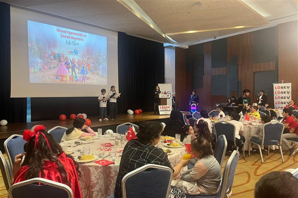 Lösemili çocukların LÖSEV ile 23 Nisan coşkusu<