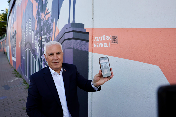 Bursa Büyükşehir’den QR Kodlu Duvar Sanatı Projesi