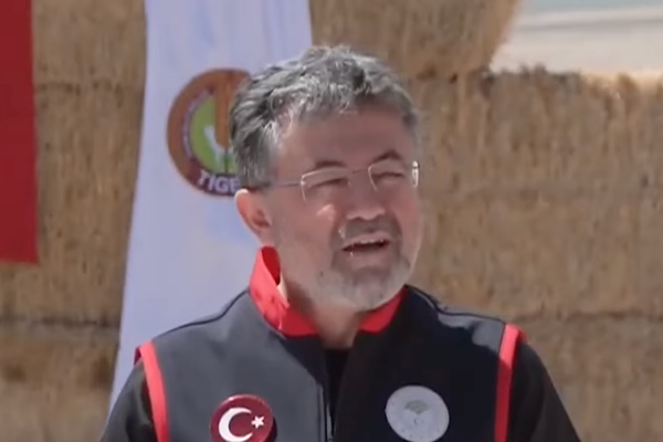 Bakan Yumaklı: Hayvancılıkta planlı üretim dönemine geçtik<