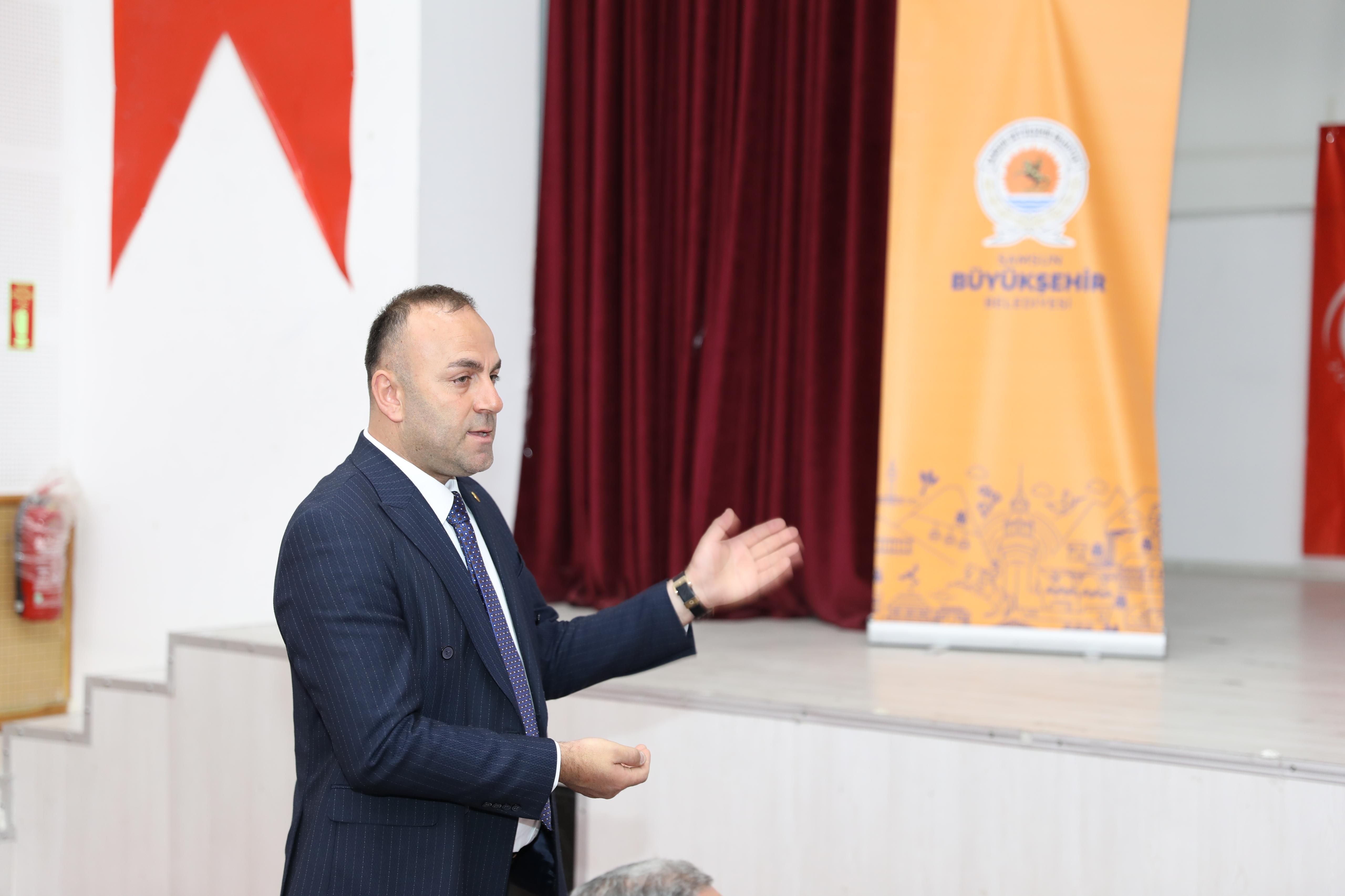Samsun Büyükşehir Belediyesi'nden muhtarlara özel eğitim programı<