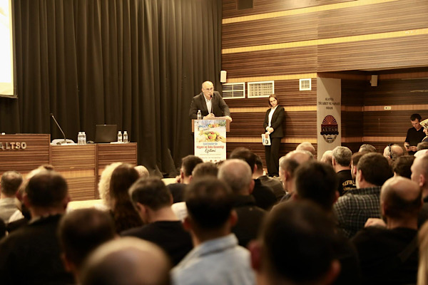 Alanya’da turizm sezonu öncesi gıda ve hijyen eğitimi düzenlendi<