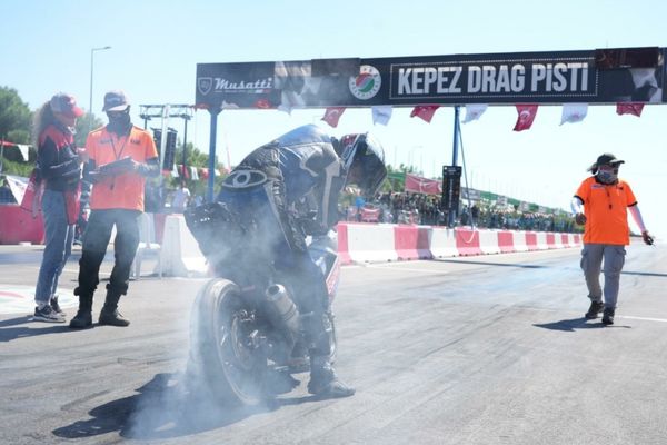 Kepez’de Moto Drag heyecanı başladı<