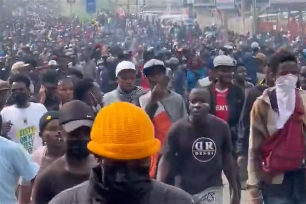 Kenya protestolarında en az 16 kişi öldü, 400 kişi yaralandı<