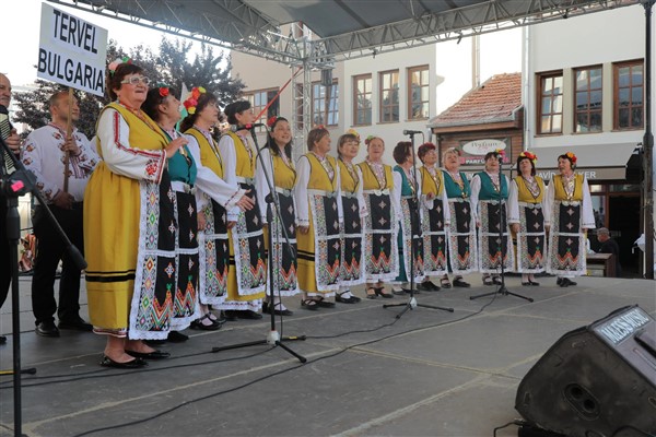 Edirne’de 5. Uluslararası Balkan Folklor Festivali’ne yoğun katılım <