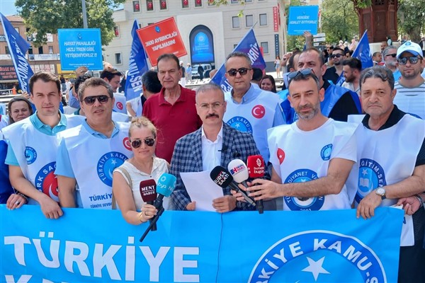 Bulut: Piyasa gerçeklerinden kopuk teklifler bizim için yok hükmündedir<
