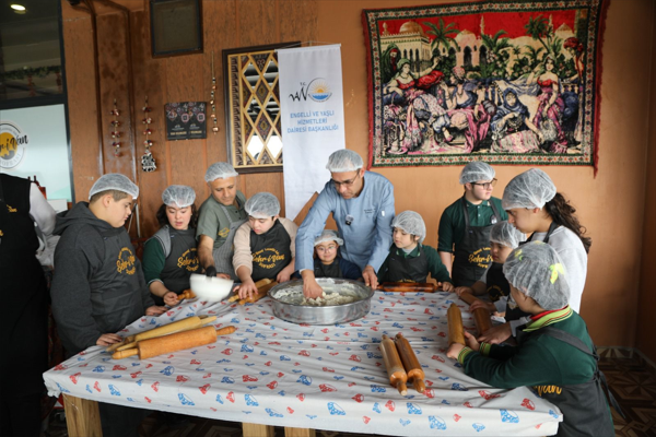 Van'da özel gereksinimli bireylere yönelik etkinlik düzenlendi<