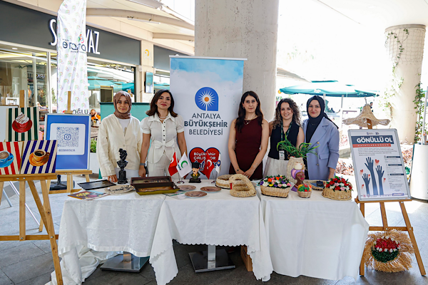 Büyükşehir ve YEDAM’dan bağımlılıkla mücadeleye destek sergisi<