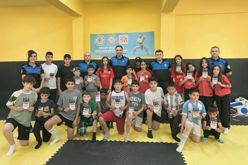 Erzincan Emniyeti'nden öğrencilere güvenlik eğitimi