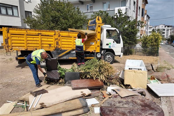 Çayırova Belediyesi'nden kaba atık bilgilendirmesi<
