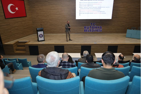 Kütahya Belediyesi'nden “İç Kontrol ve Farkındalık Eğitimi” <