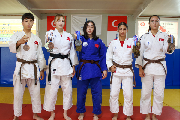 Genç judocuların hedefi olimpiyat madalyası<