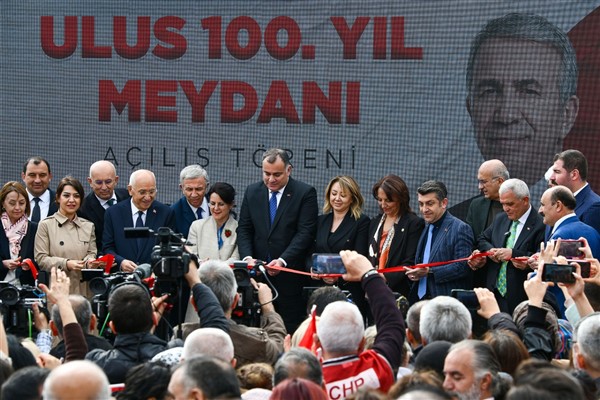 Ulus 100. Yıl Meydanı açıldı<