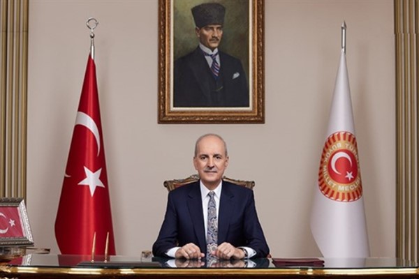 Kurtulmuş: Ayasofya’dan yükselen duaların milletimizin birliğine vesile olmasını diliyorum<