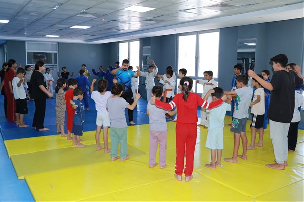 Haliliye'de judo kursları devam ediyor<