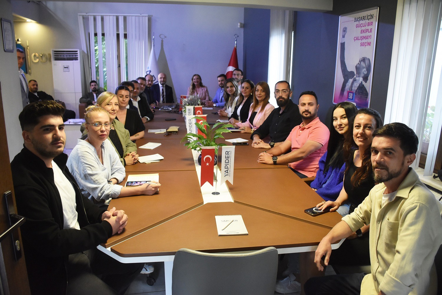 YAPİDER, Bursa Teknik Üniversitesi Rektör Yardımcısı Bayhan'ı ağırladı<