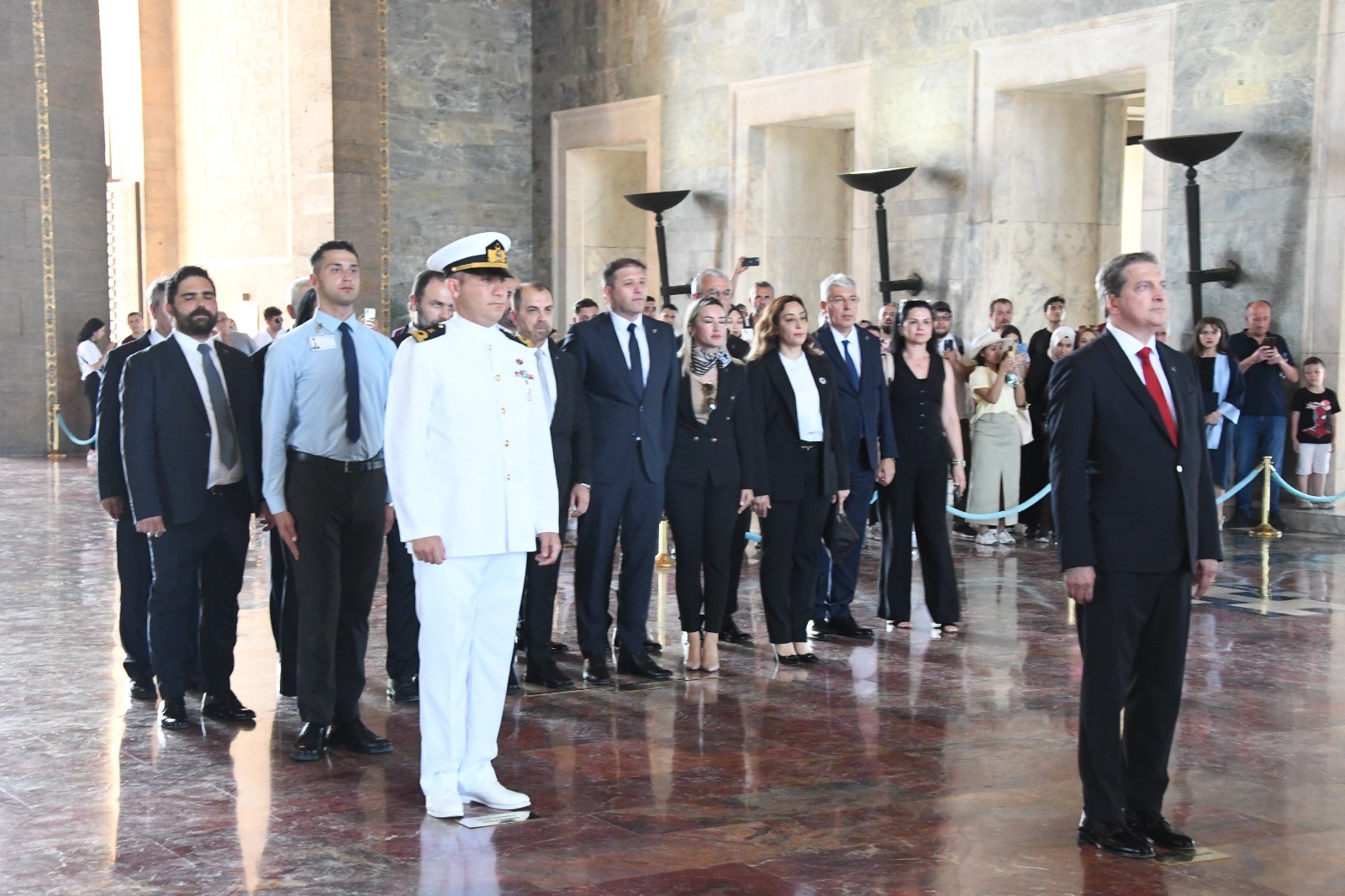  BALKANTÜRKSİAD'dan Anıtkabir'e ziyaret<