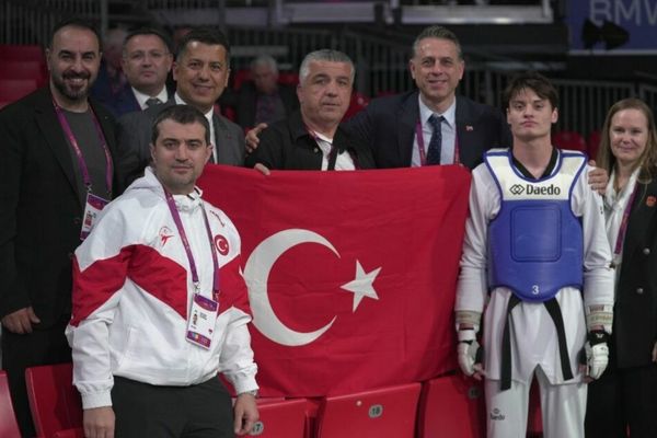 İBB sporlu Taekwondocular Avrupa Şampiyonu oldu<