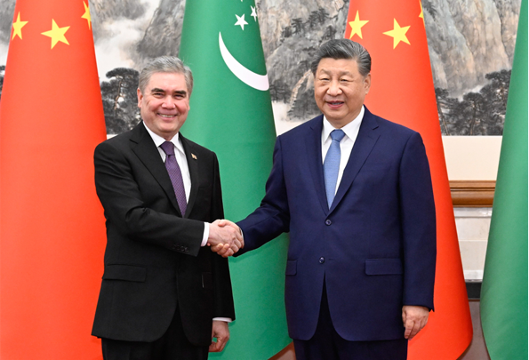 Cumhurbaşkanı Xi Türkmenistan'ın ulusal lideri Berdimuhamedov ile görüştü<