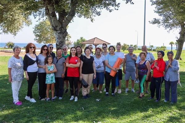 Yalova Belediyesi, vatandaşlar için sabah sporu etkinlikleri organize ediyor<