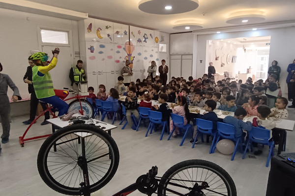 Konya’da anaokulu öğrencilerine yönelik bisiklet etkinlikleri<