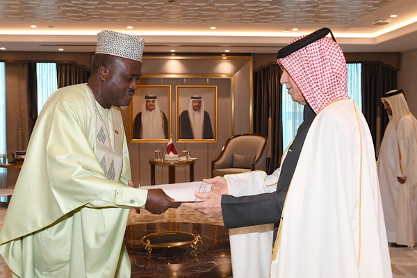 Katar, Gambiya ve Endonezya büyükelçilerinin güven mektuplarını kabul etti<