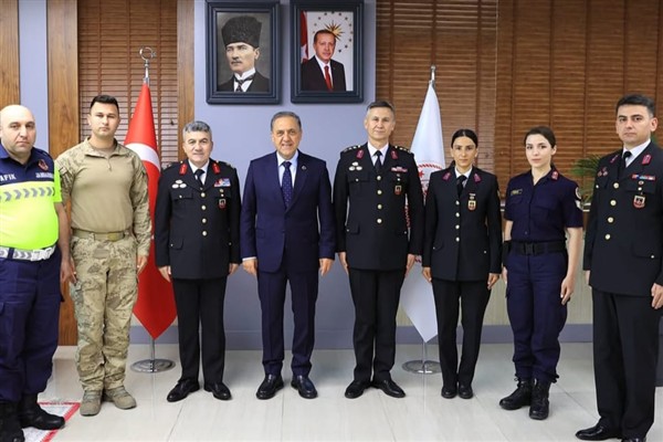 Bingöl İl Jandarma Komutanlığı’ndan Vali Usta’ya ziyaret<