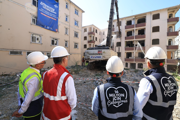 İBB Başkanvekili Aslan: 100 bin vatandaşın kentsel dönüşümle hayatına dokunduk<