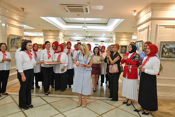 Çubuk Kadınlar Lokali kursiyerlerinin eserleri sergilendi<