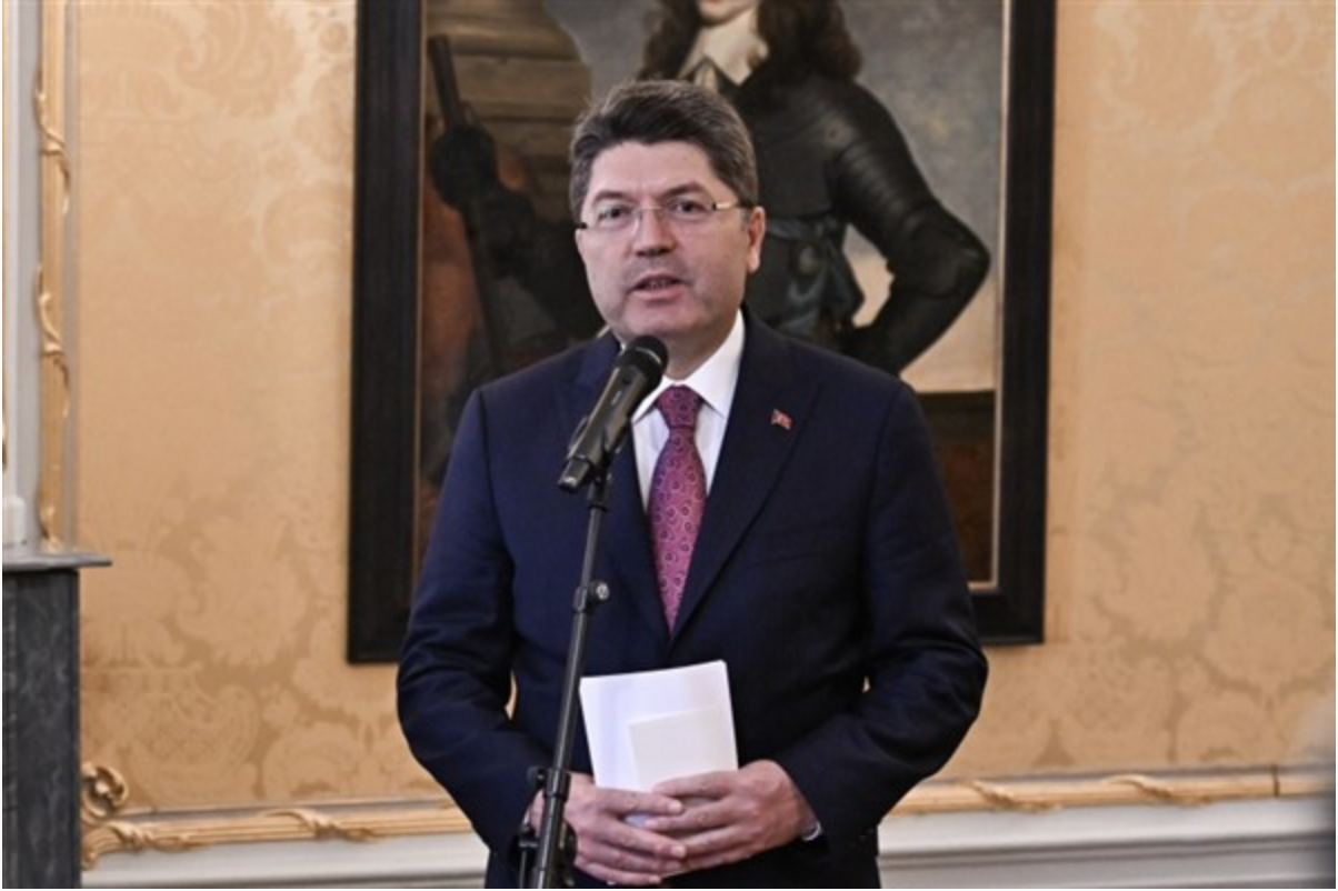 Bakan Tunç: Bazı kişiler yalancılık hastalığına tutulmuş durumda