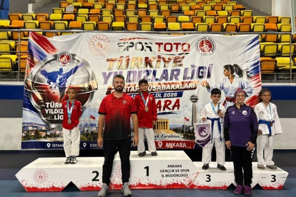Çorum Belediyesi Spor Kulübü karate takımından 32 madalya